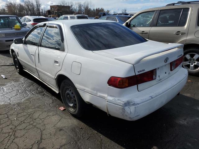 Photo 1 VIN: 4T1BG22KXYU993974 - TOYOTA CAMRY 