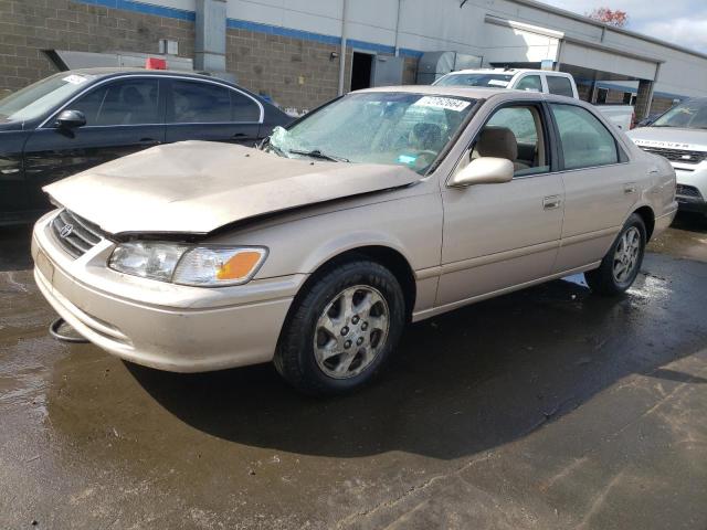 Photo 0 VIN: 4T1BG28K1YU704696 - TOYOTA CAMRY CE 