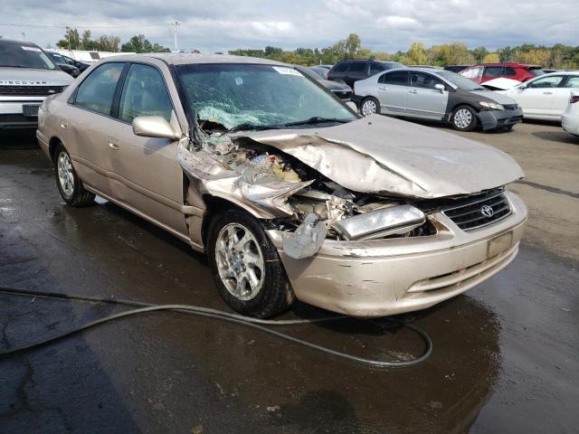 Photo 3 VIN: 4T1BG28K1YU704696 - TOYOTA CAMRY CE 