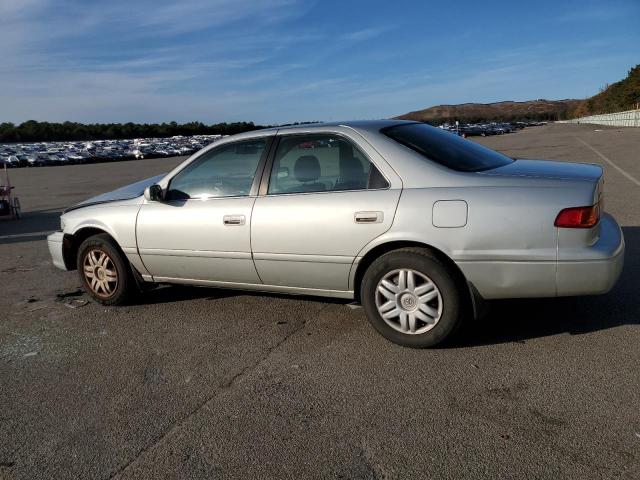 Photo 1 VIN: 4T1BG28K1YU715990 - TOYOTA CAMRY CE 