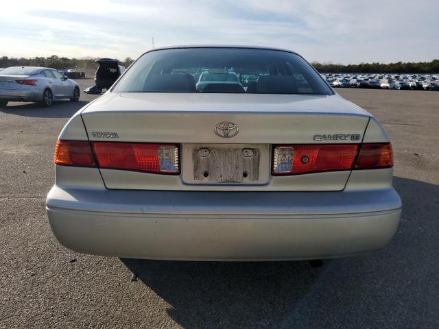 Photo 5 VIN: 4T1BG28K1YU715990 - TOYOTA CAMRY CE 