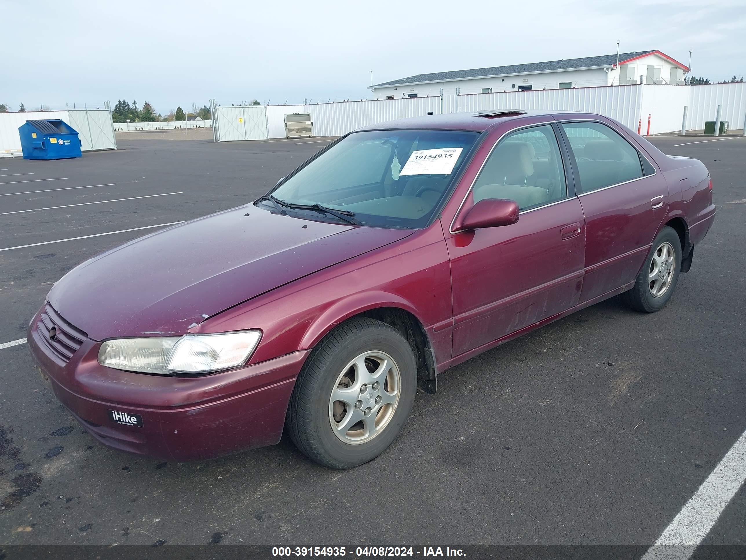 Photo 1 VIN: 4T1BG28K3WU295968 - TOYOTA CAMRY 