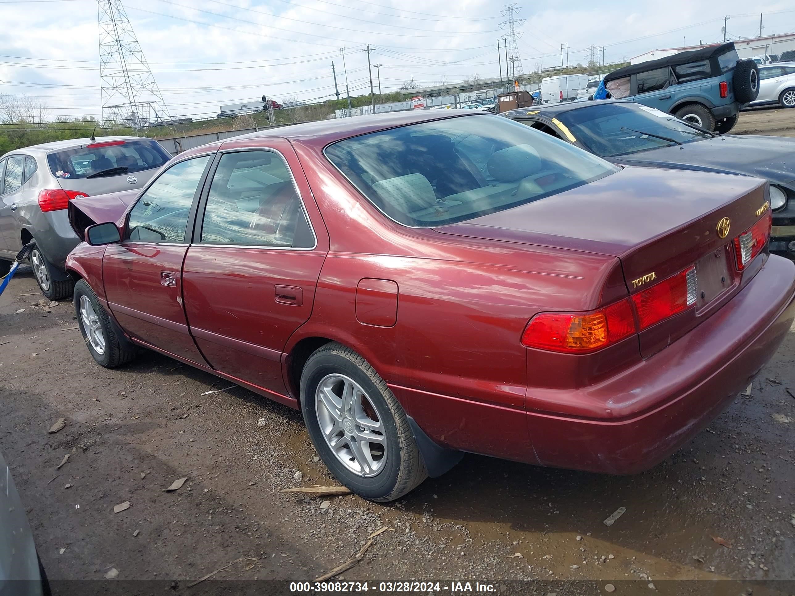 Photo 2 VIN: 4T1BG28K61U845916 - TOYOTA CAMRY 