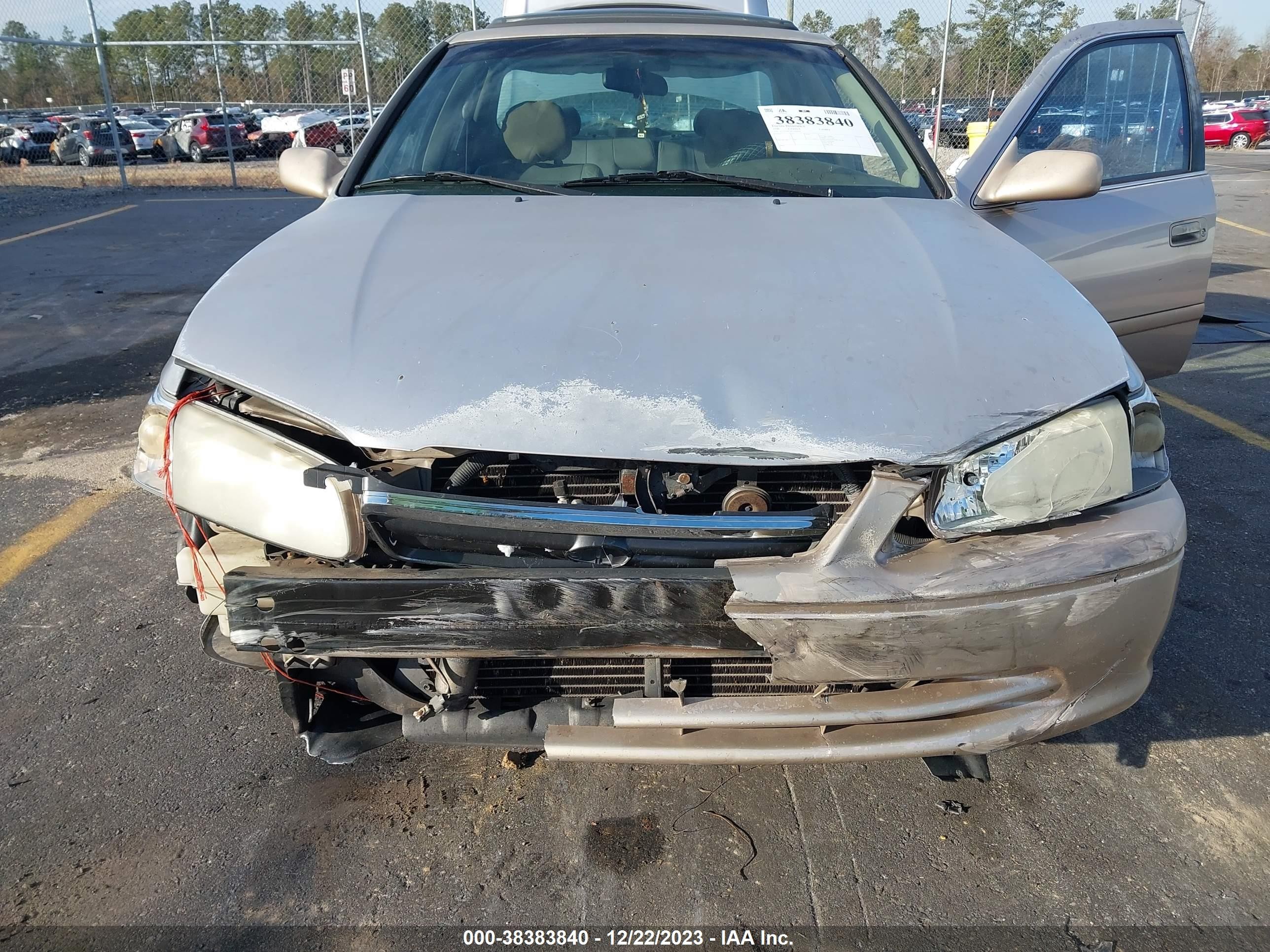 Photo 5 VIN: 4T1BG28K7YU946229 - TOYOTA CAMRY 