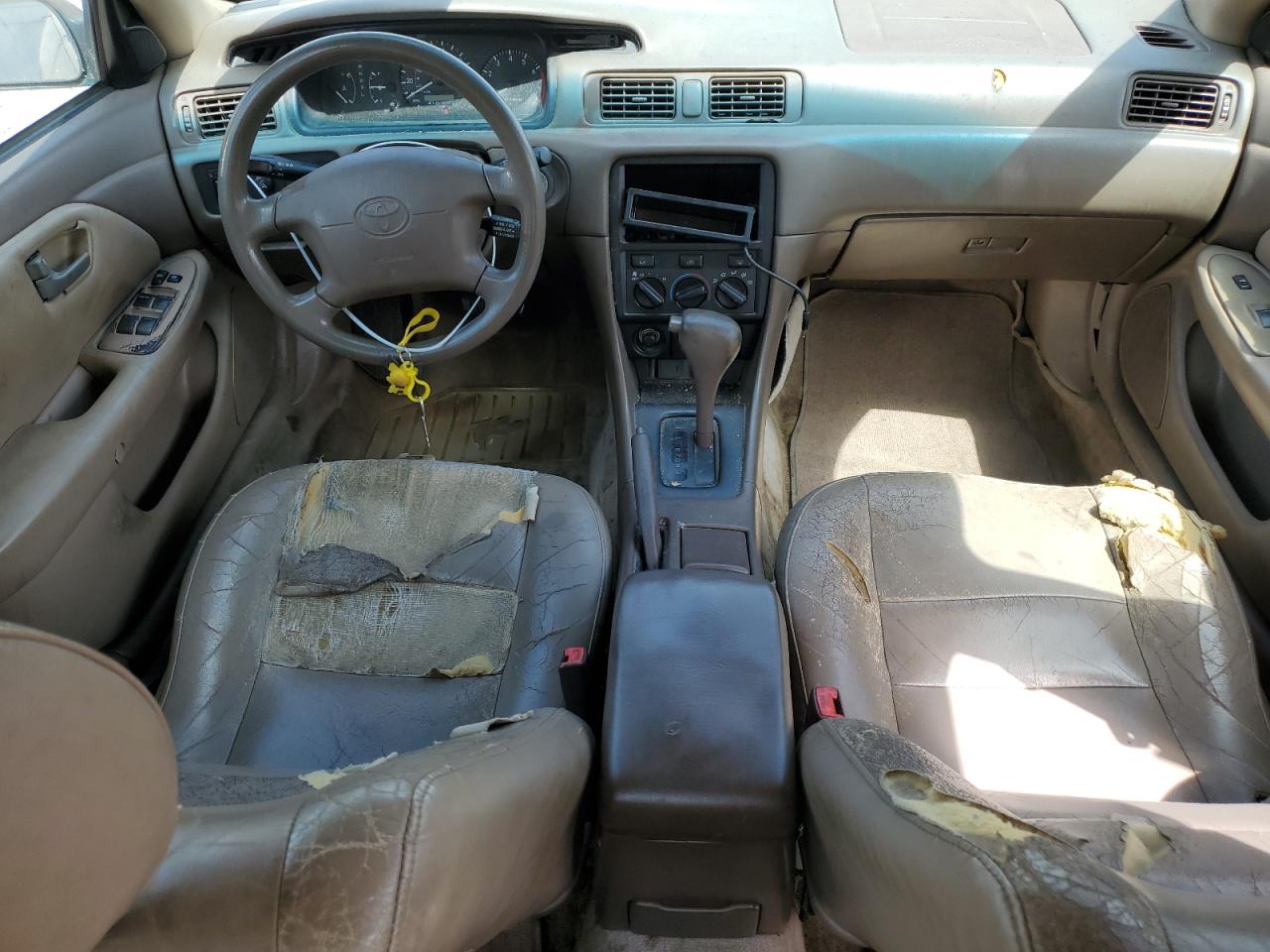 Photo 7 VIN: 4T1BG28K81U016541 - TOYOTA CAMRY 