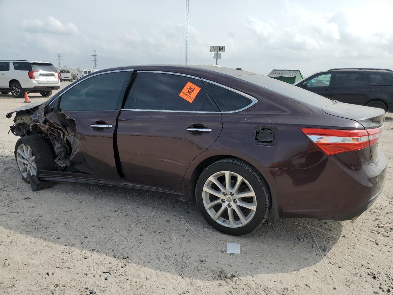 Photo 1 VIN: 4T1BK1EB1DU074699 - TOYOTA AVALON 