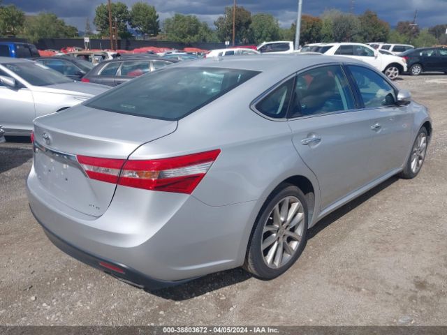 Photo 3 VIN: 4T1BK1EB1EU116127 - TOYOTA AVALON 