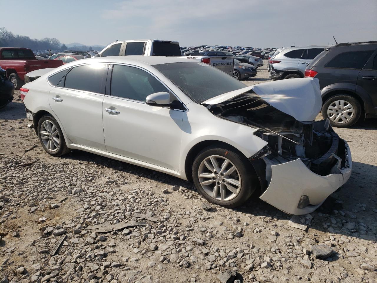 Photo 3 VIN: 4T1BK1EB1FU147606 - TOYOTA AVALON 