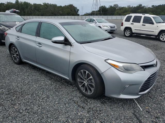 Photo 3 VIN: 4T1BK1EB1JU266622 - TOYOTA AVALON XLE 