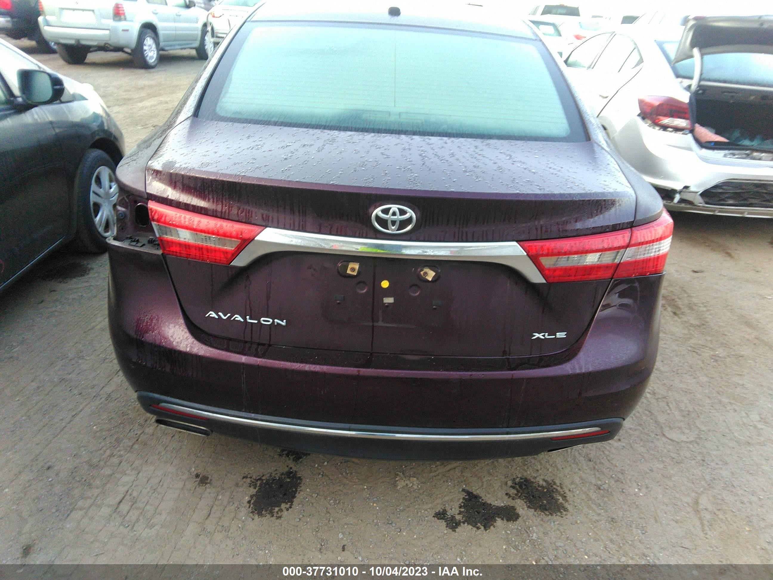 Photo 15 VIN: 4T1BK1EB1JU288930 - TOYOTA AVALON 