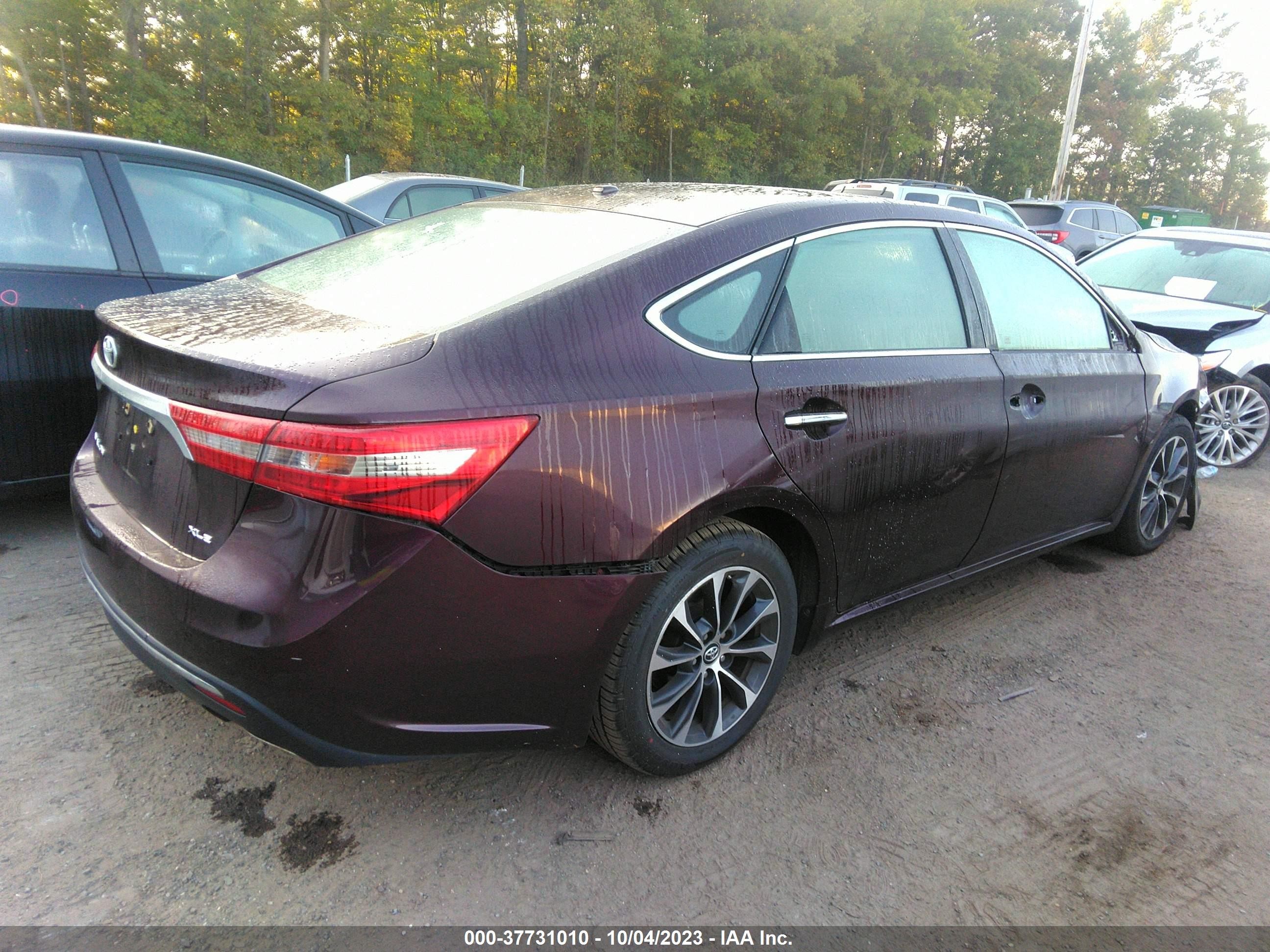 Photo 3 VIN: 4T1BK1EB1JU288930 - TOYOTA AVALON 