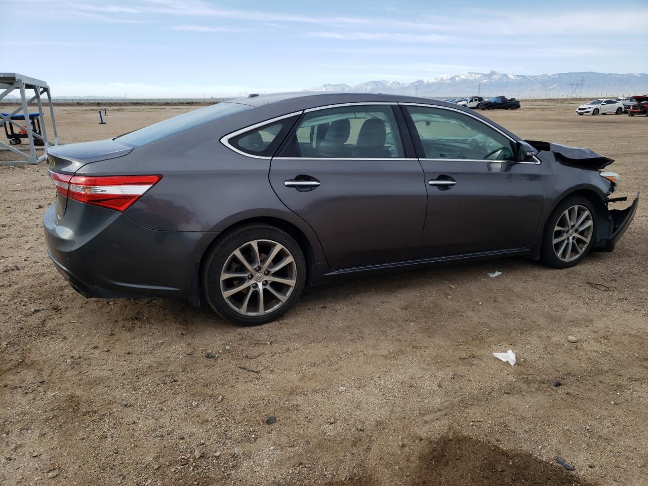 Photo 2 VIN: 4T1BK1EB2FU157125 - TOYOTA AVALON 