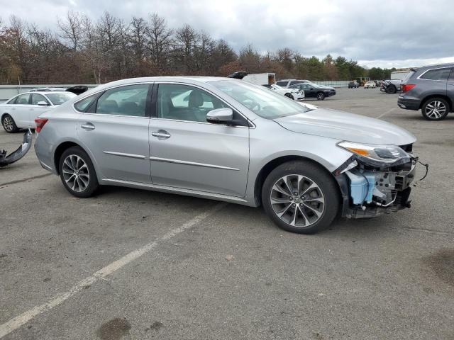 Photo 3 VIN: 4T1BK1EB2JU275877 - TOYOTA AVALON XLE 