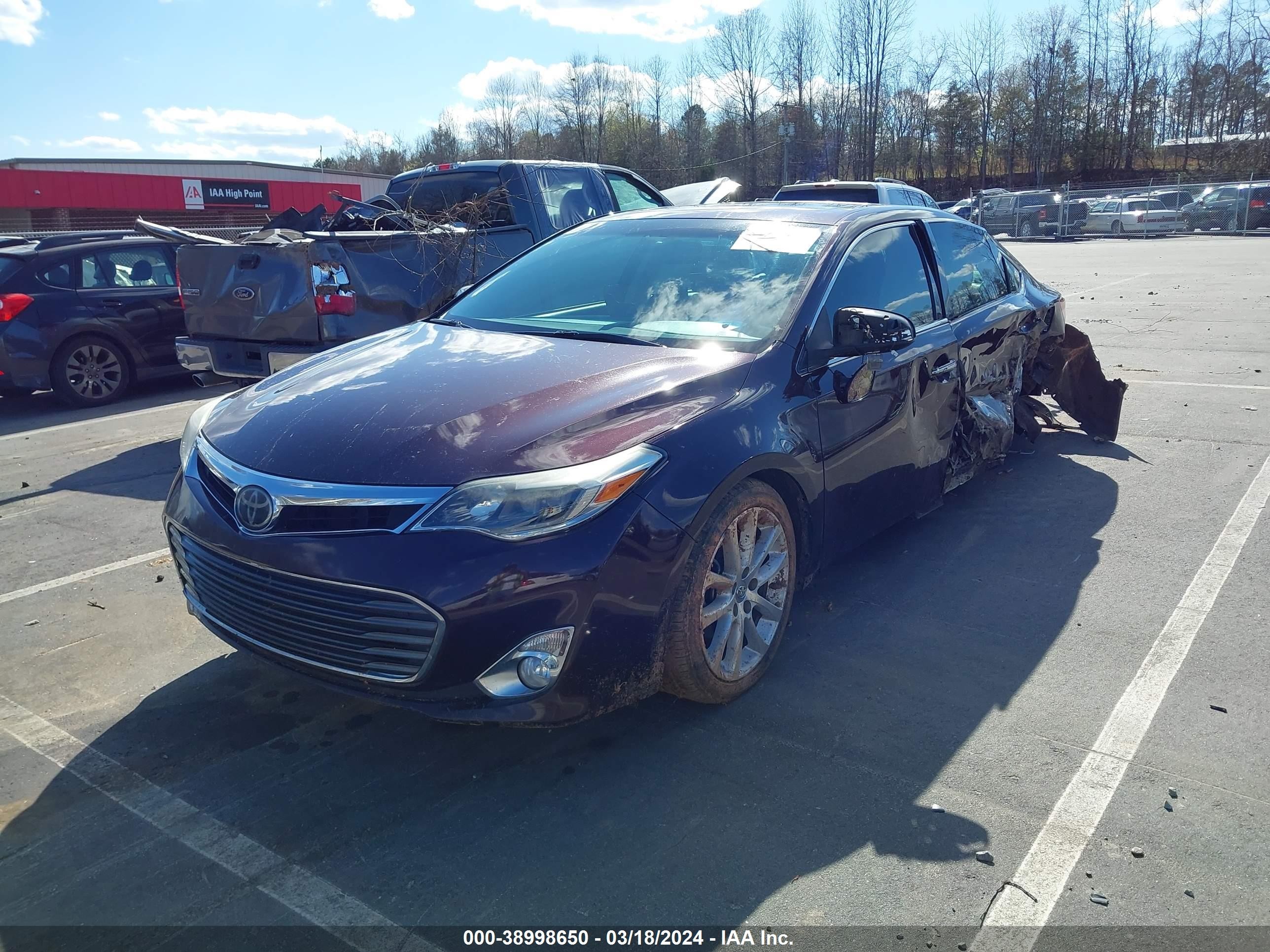 Photo 1 VIN: 4T1BK1EB3DU058438 - TOYOTA AVALON 