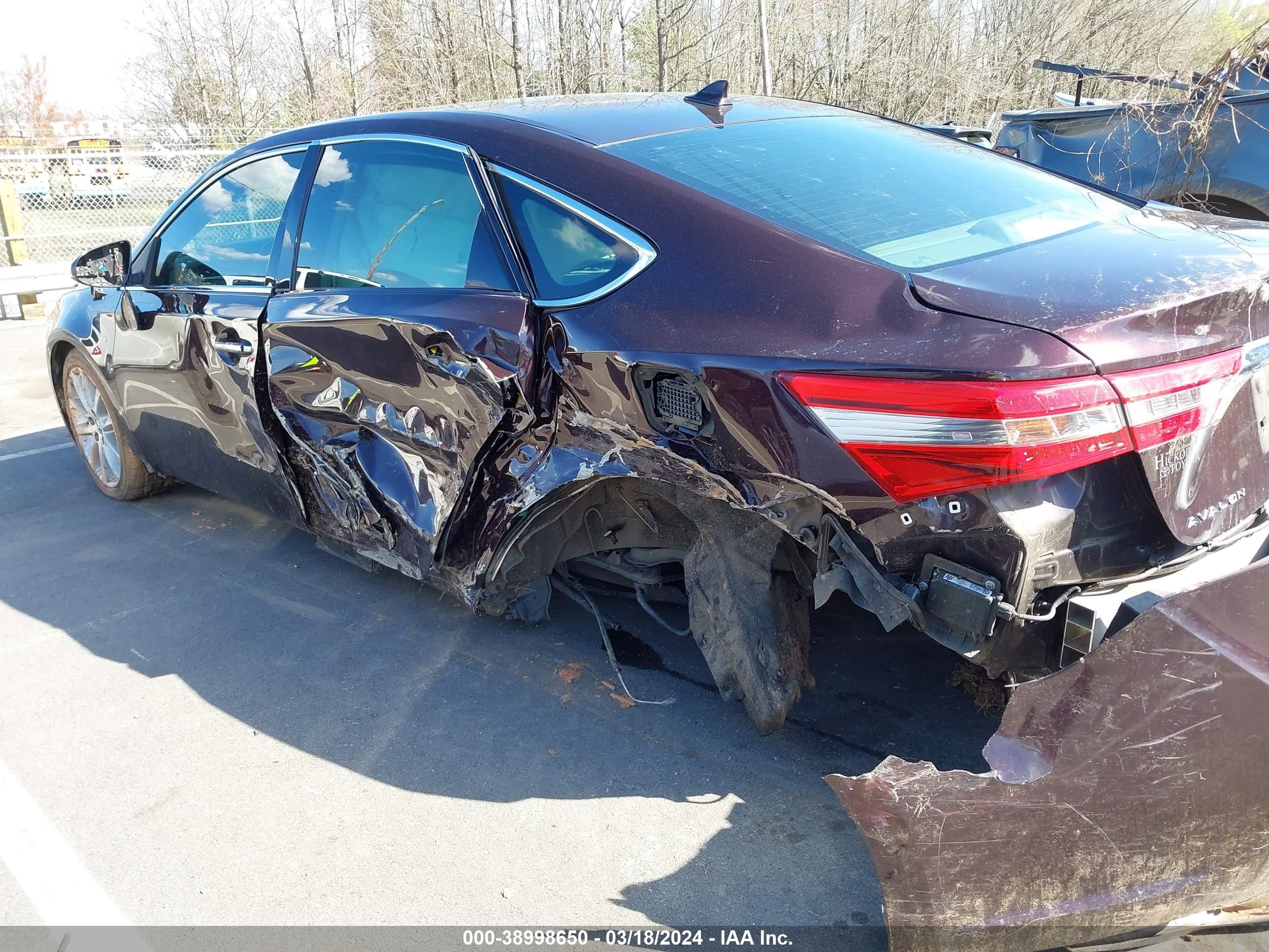 Photo 5 VIN: 4T1BK1EB3DU058438 - TOYOTA AVALON 