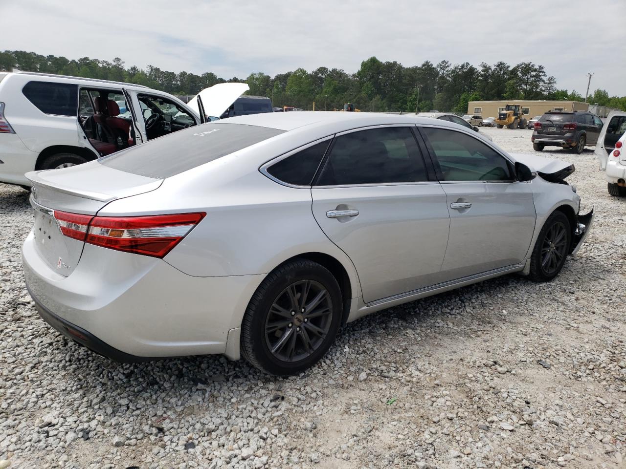 Photo 2 VIN: 4T1BK1EB3EU106375 - TOYOTA AVALON 