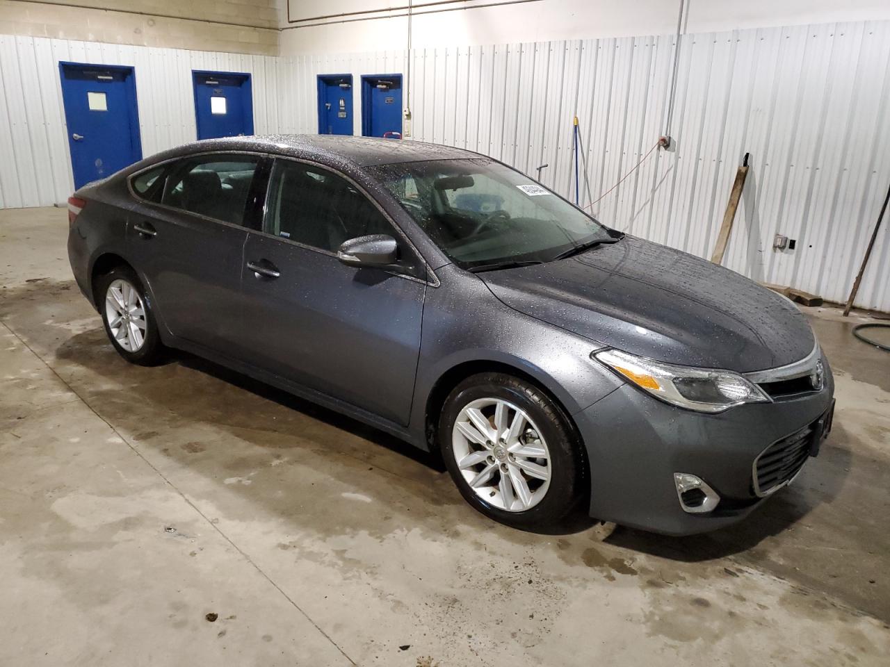 Photo 3 VIN: 4T1BK1EB3FU160003 - TOYOTA AVALON 