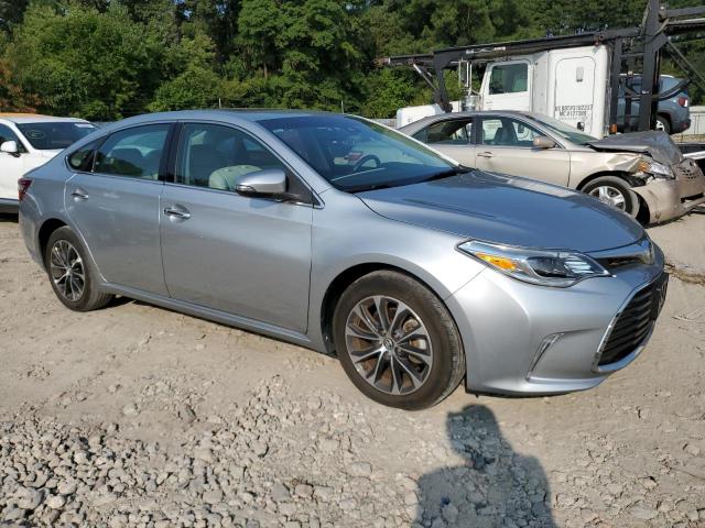 Photo 3 VIN: 4T1BK1EB3JU265827 - TOYOTA AVALON XLE 