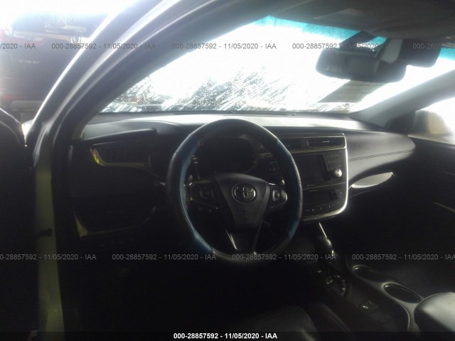 Photo 4 VIN: 4T1BK1EB4DU068749 - TOYOTA AVALON 