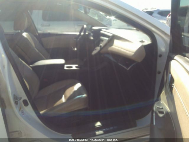 Photo 4 VIN: 4T1BK1EB5DU008138 - TOYOTA AVALON 