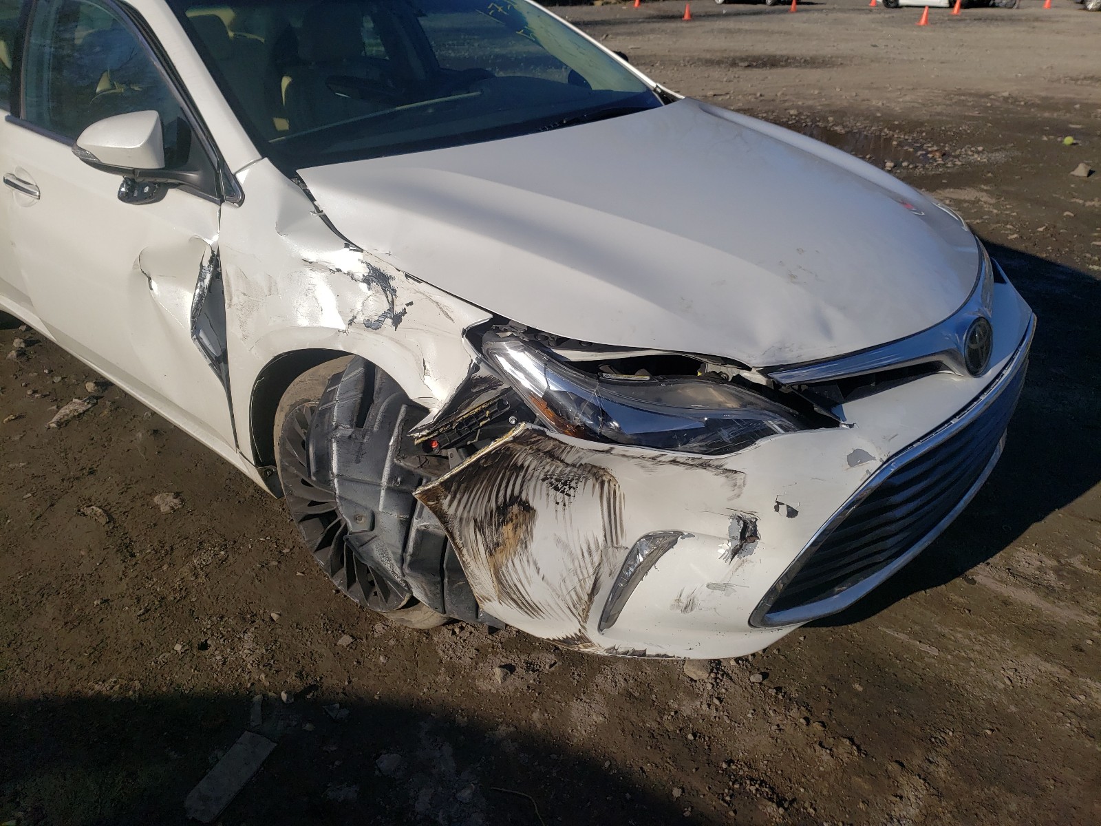 Photo 8 VIN: 4T1BK1EB5HU251714 - TOYOTA AVALON XLE 