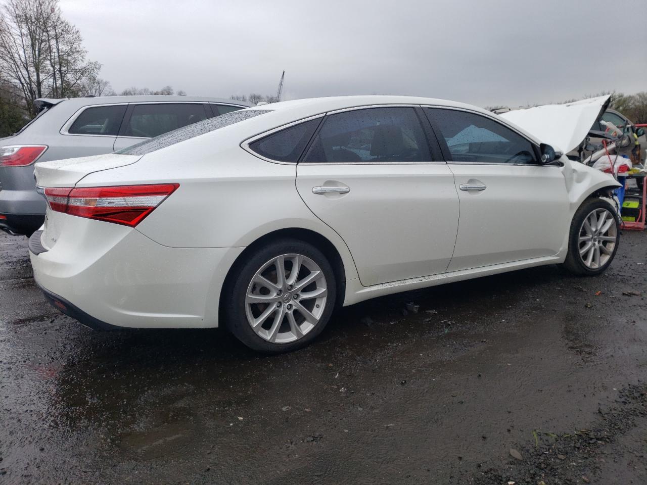 Photo 2 VIN: 4T1BK1EB6DU014428 - TOYOTA AVALON 