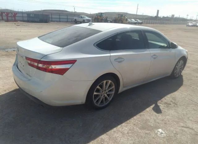 Photo 3 VIN: 4T1BK1EB6DU027572 - TOYOTA AVALON 