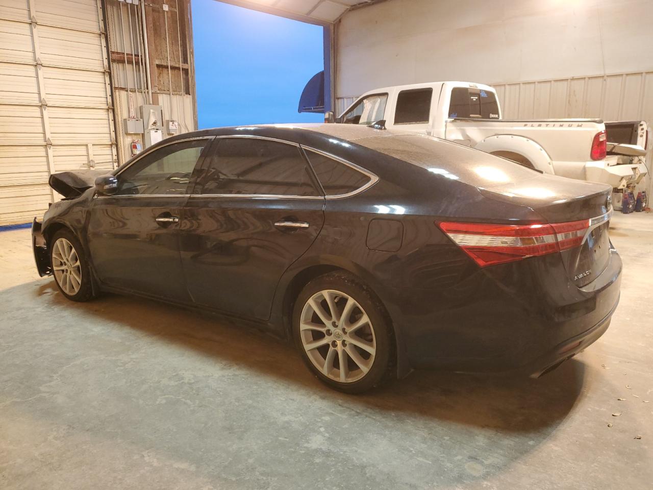 Photo 1 VIN: 4T1BK1EB6DU032884 - TOYOTA AVALON 