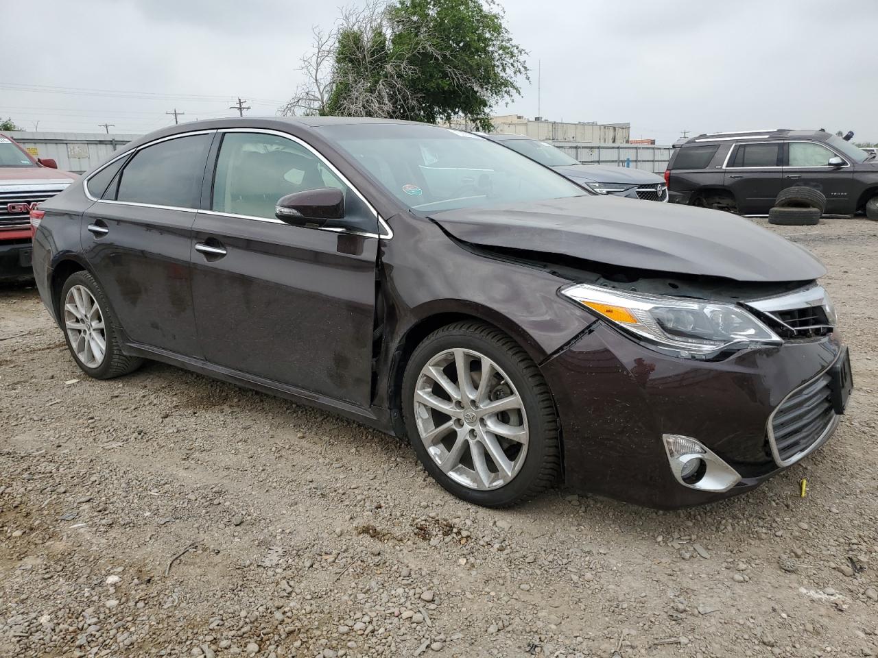 Photo 3 VIN: 4T1BK1EB6DU057834 - TOYOTA AVALON 