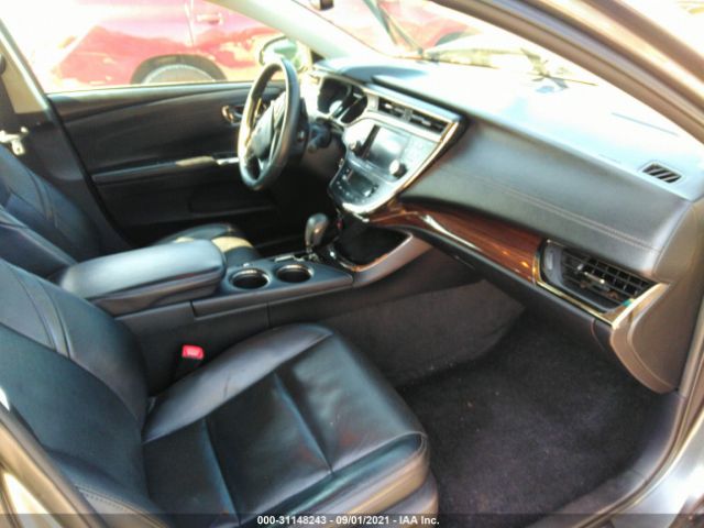 Photo 4 VIN: 4T1BK1EB6DU058661 - TOYOTA AVALON 