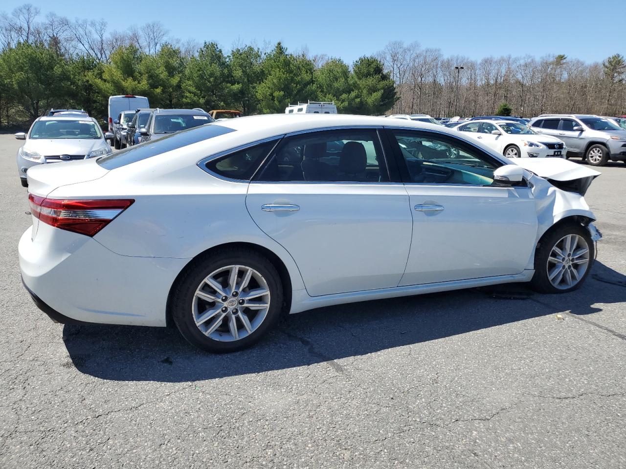 Photo 2 VIN: 4T1BK1EB6EU134252 - TOYOTA AVALON 