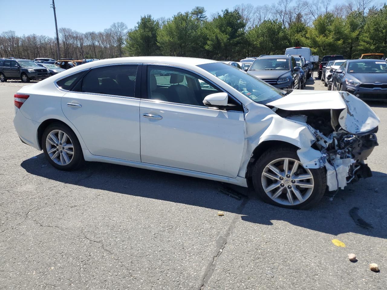 Photo 3 VIN: 4T1BK1EB6EU134252 - TOYOTA AVALON 