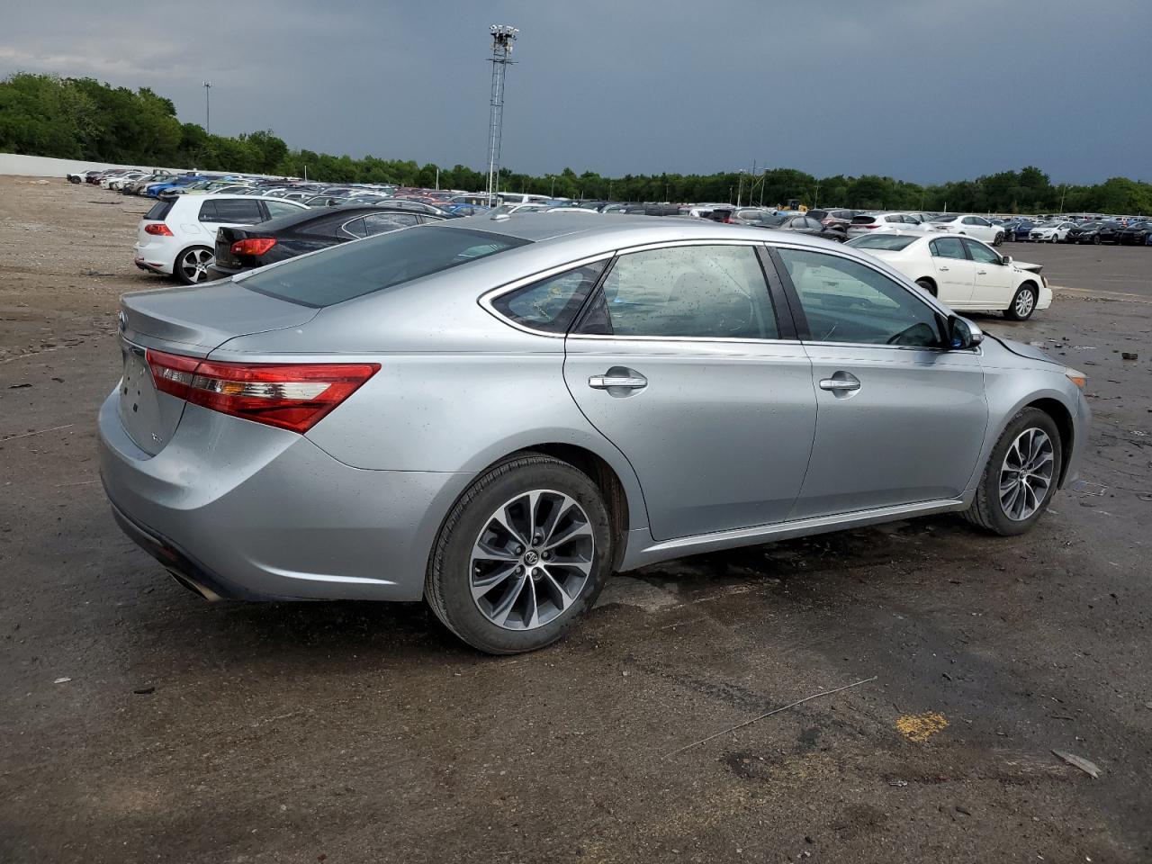 Photo 2 VIN: 4T1BK1EB6GU223807 - TOYOTA AVALON 