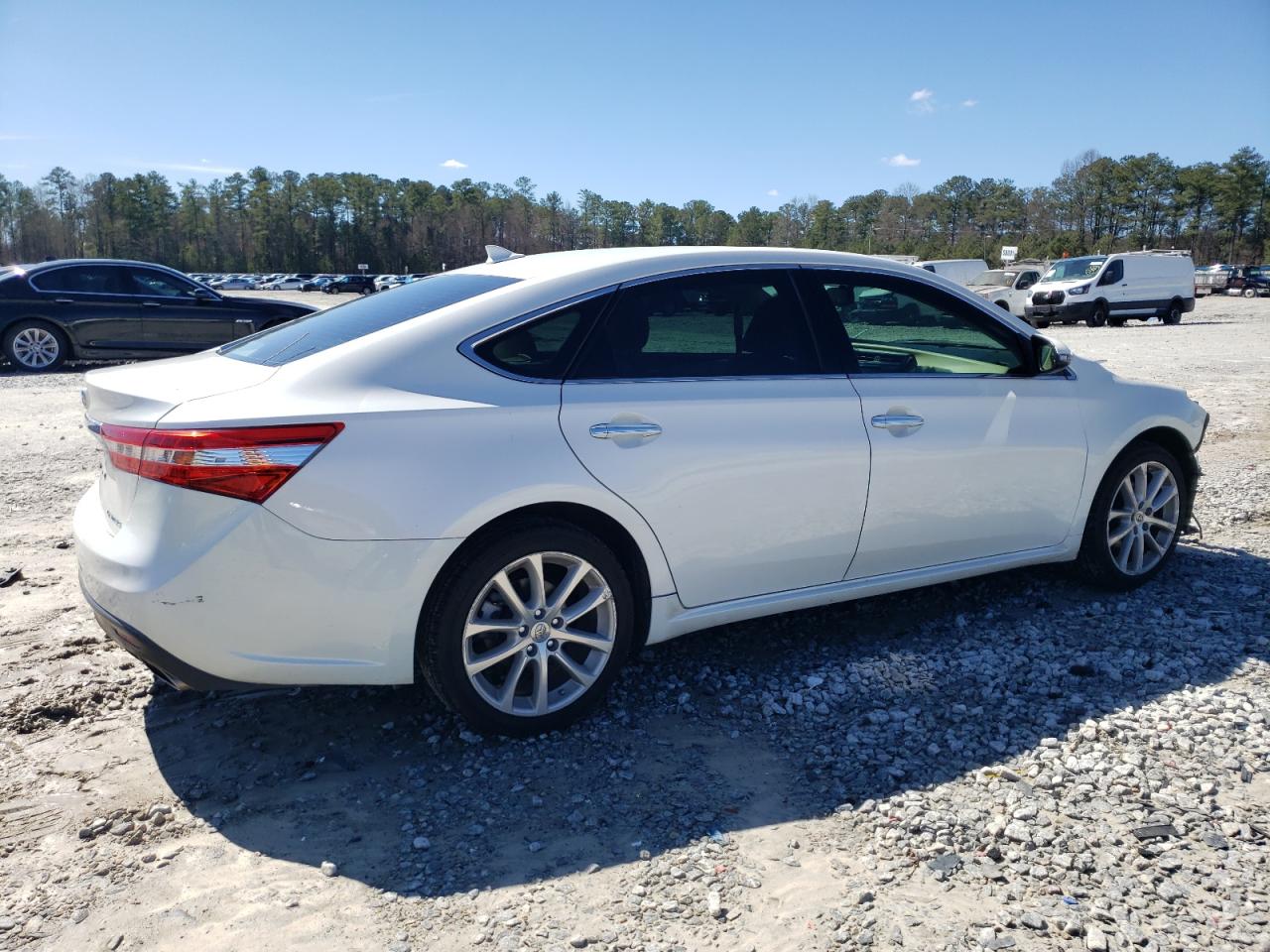 Photo 2 VIN: 4T1BK1EB7DU054764 - TOYOTA AVALON 