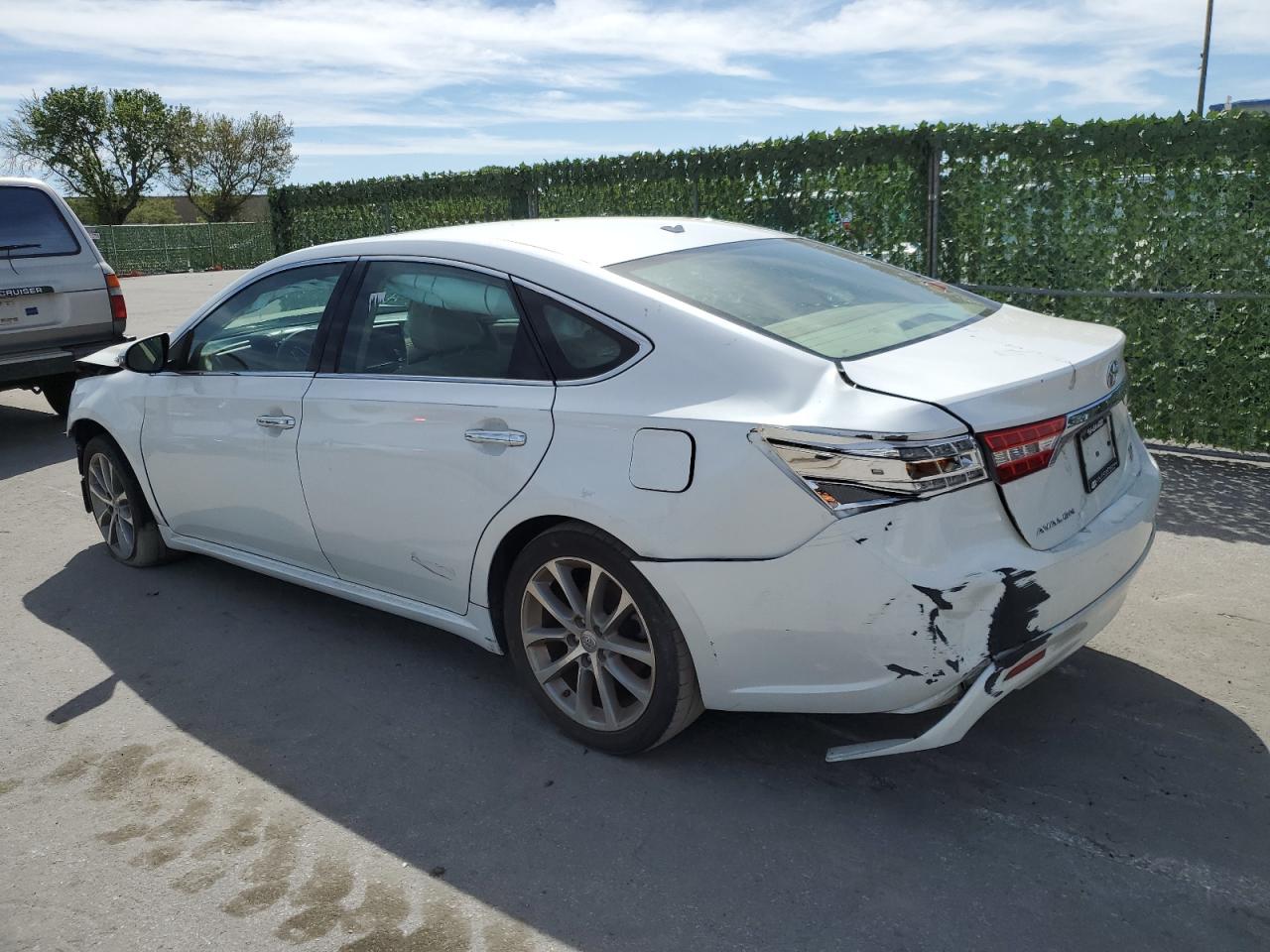 Photo 1 VIN: 4T1BK1EB7FU176494 - TOYOTA AVALON 