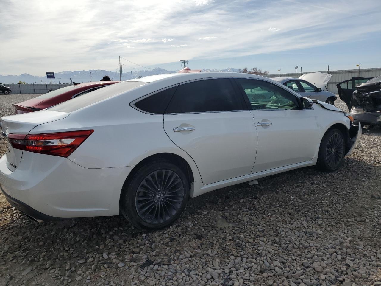 Photo 2 VIN: 4T1BK1EB7HU251682 - TOYOTA AVALON 