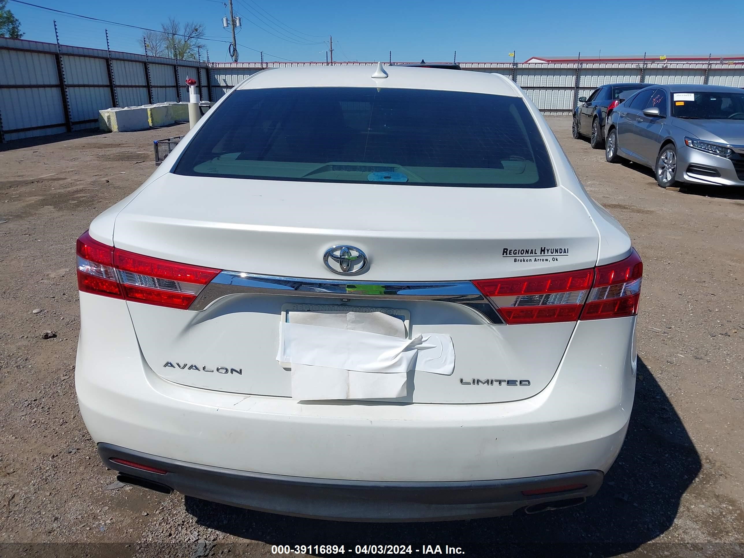 Photo 15 VIN: 4T1BK1EB8DU002463 - TOYOTA AVALON 