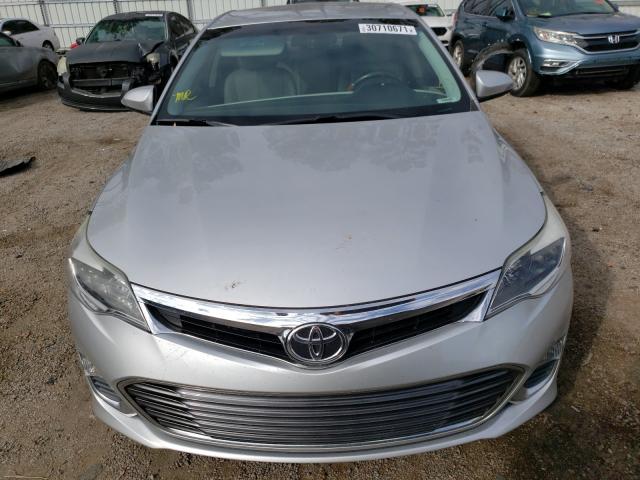 Photo 8 VIN: 4T1BK1EB8DU049475 - TOYOTA AVALON BAS 