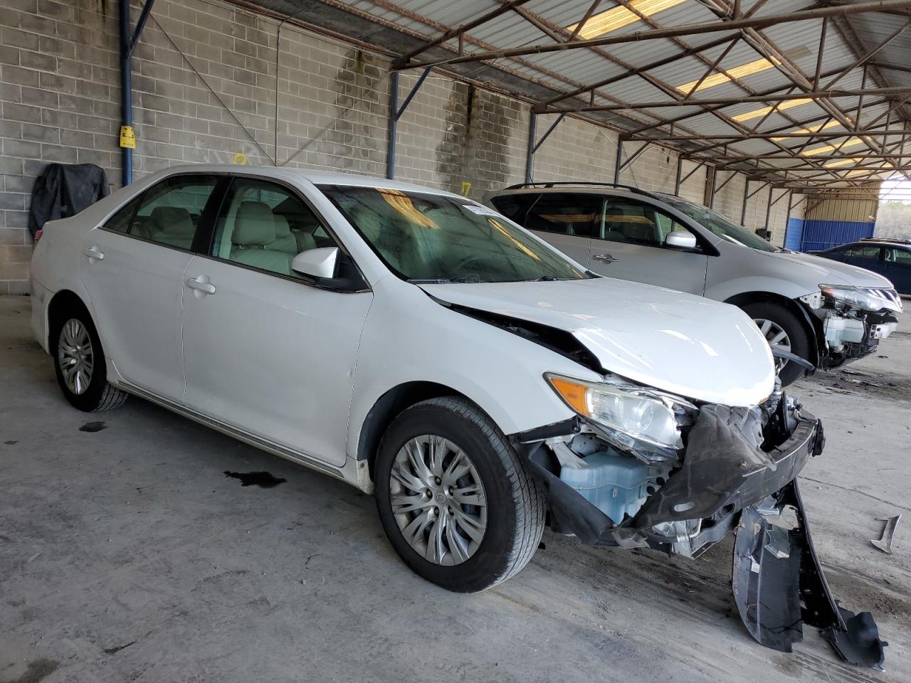 Photo 3 VIN: 4T1BK1EB8DU066907 - TOYOTA CAMRY 