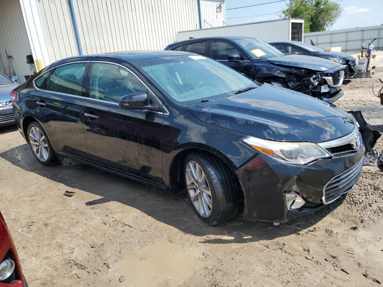 Photo 3 VIN: 4T1BK1EB8EU081862 - TOYOTA AVALON 