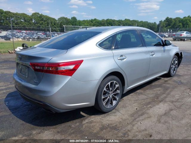 Photo 3 VIN: 4T1BK1EB8JU280520 - TOYOTA AVALON 