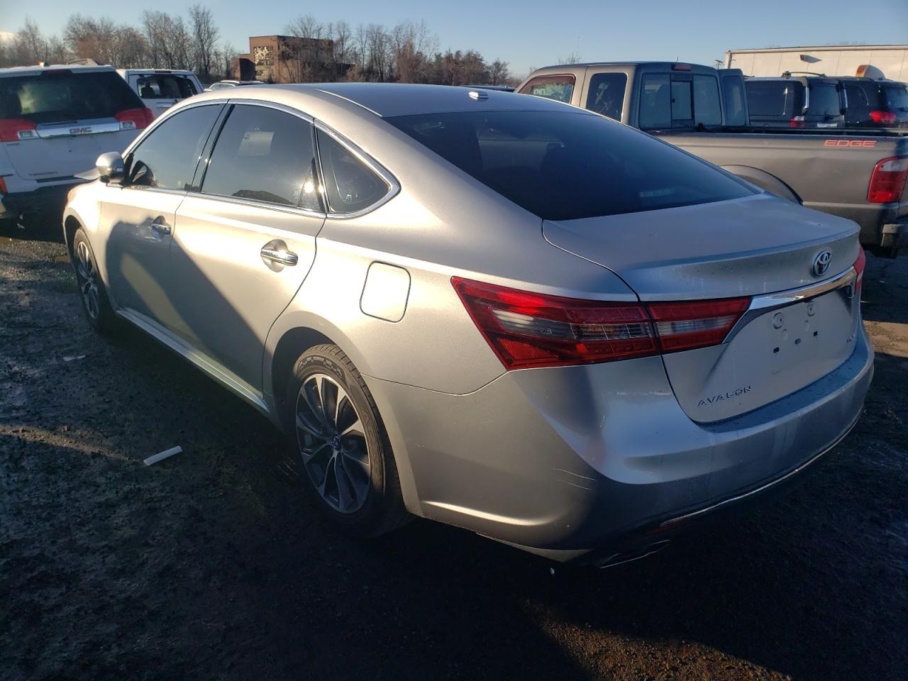 Photo 1 VIN: 4T1BK1EB8JU283837 - TOYOTA AVALON 