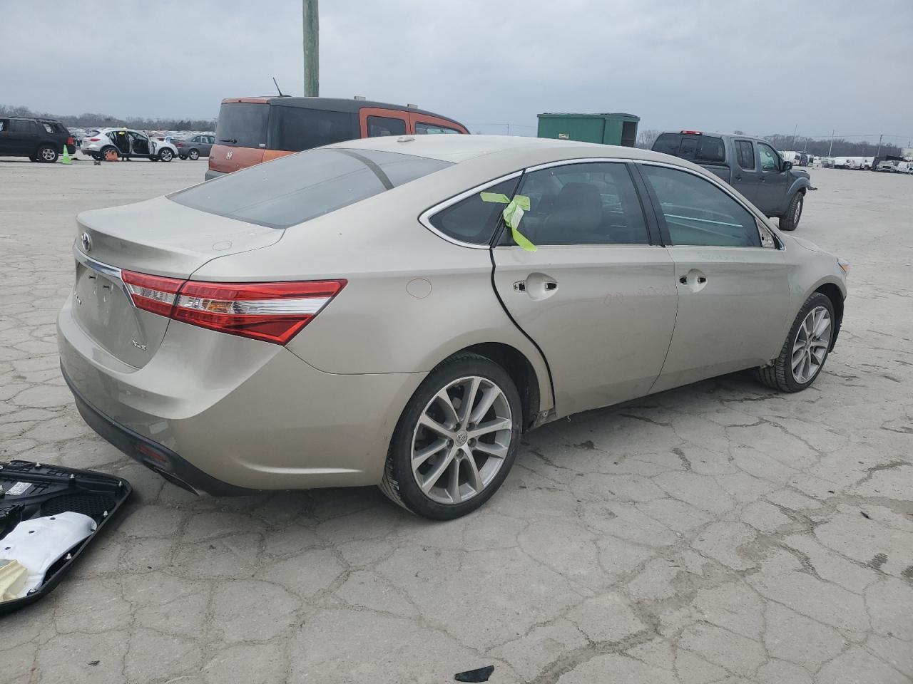 Photo 2 VIN: 4T1BK1EB9EU129983 - TOYOTA AVALON 