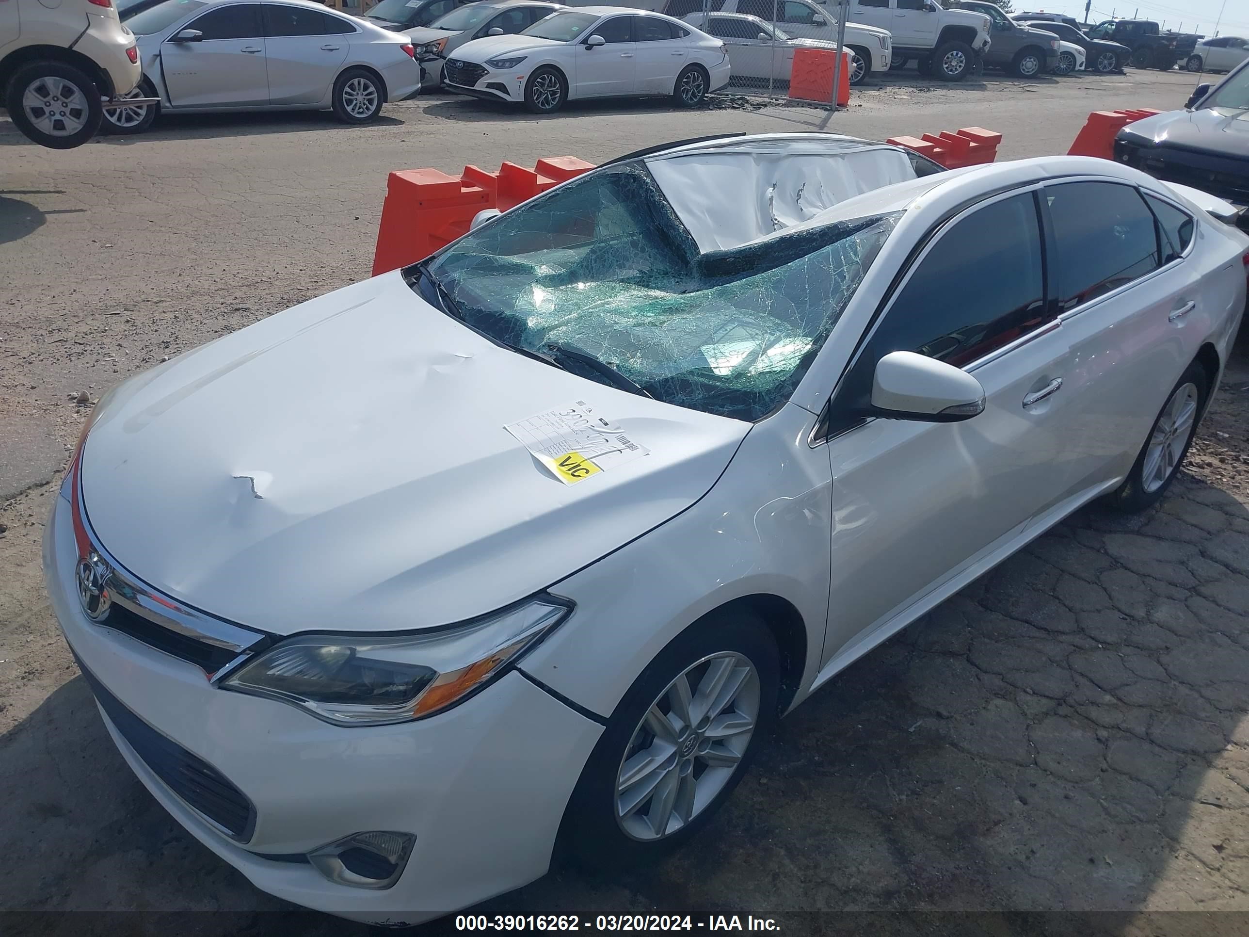 Photo 15 VIN: 4T1BK1EB9EU132334 - TOYOTA AVALON 