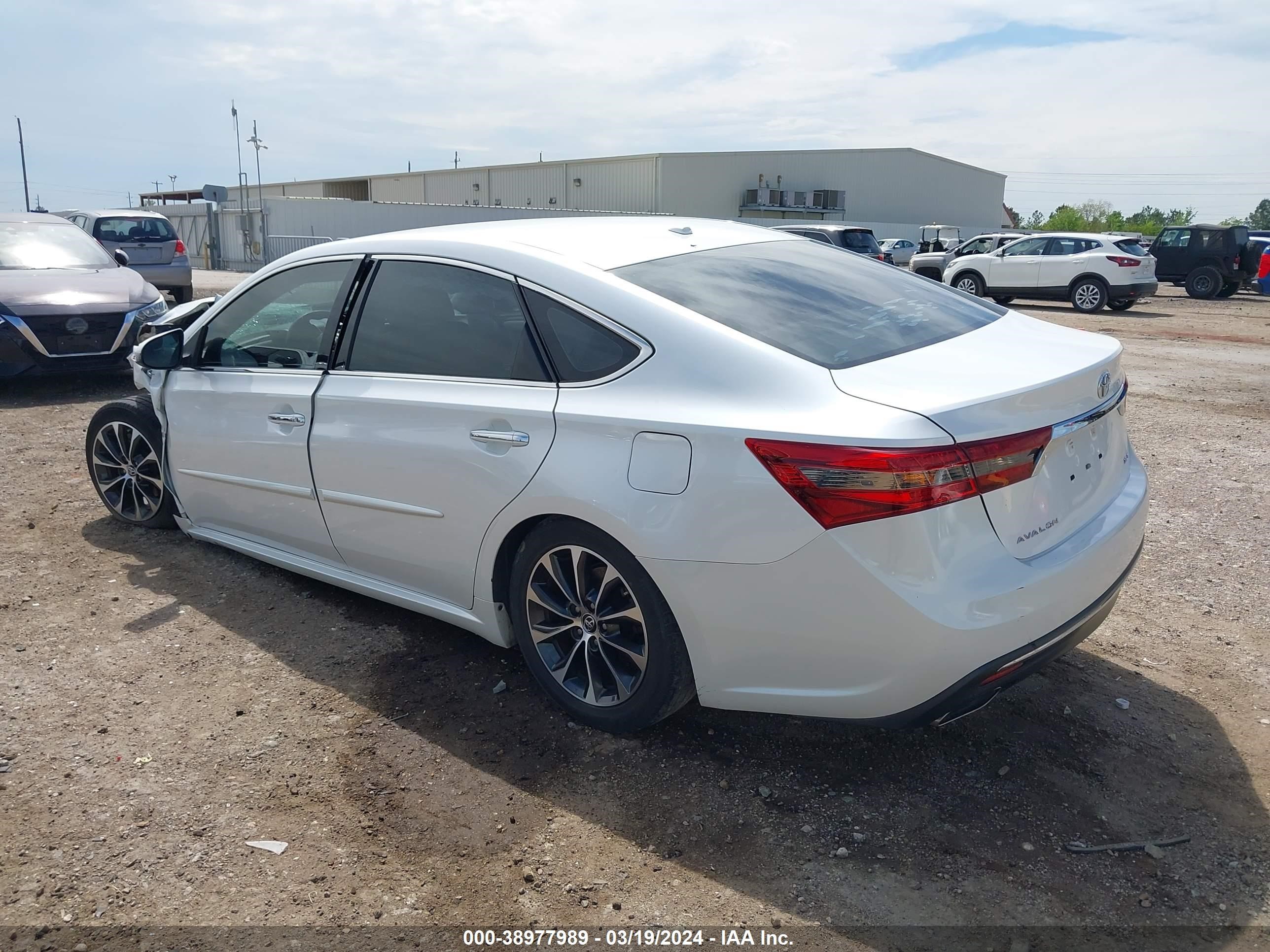 Photo 2 VIN: 4T1BK1EB9GU203454 - TOYOTA AVALON 