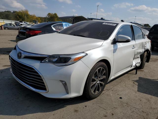 Photo 1 VIN: 4T1BK1EB9JU272555 - TOYOTA AVALON XLE 