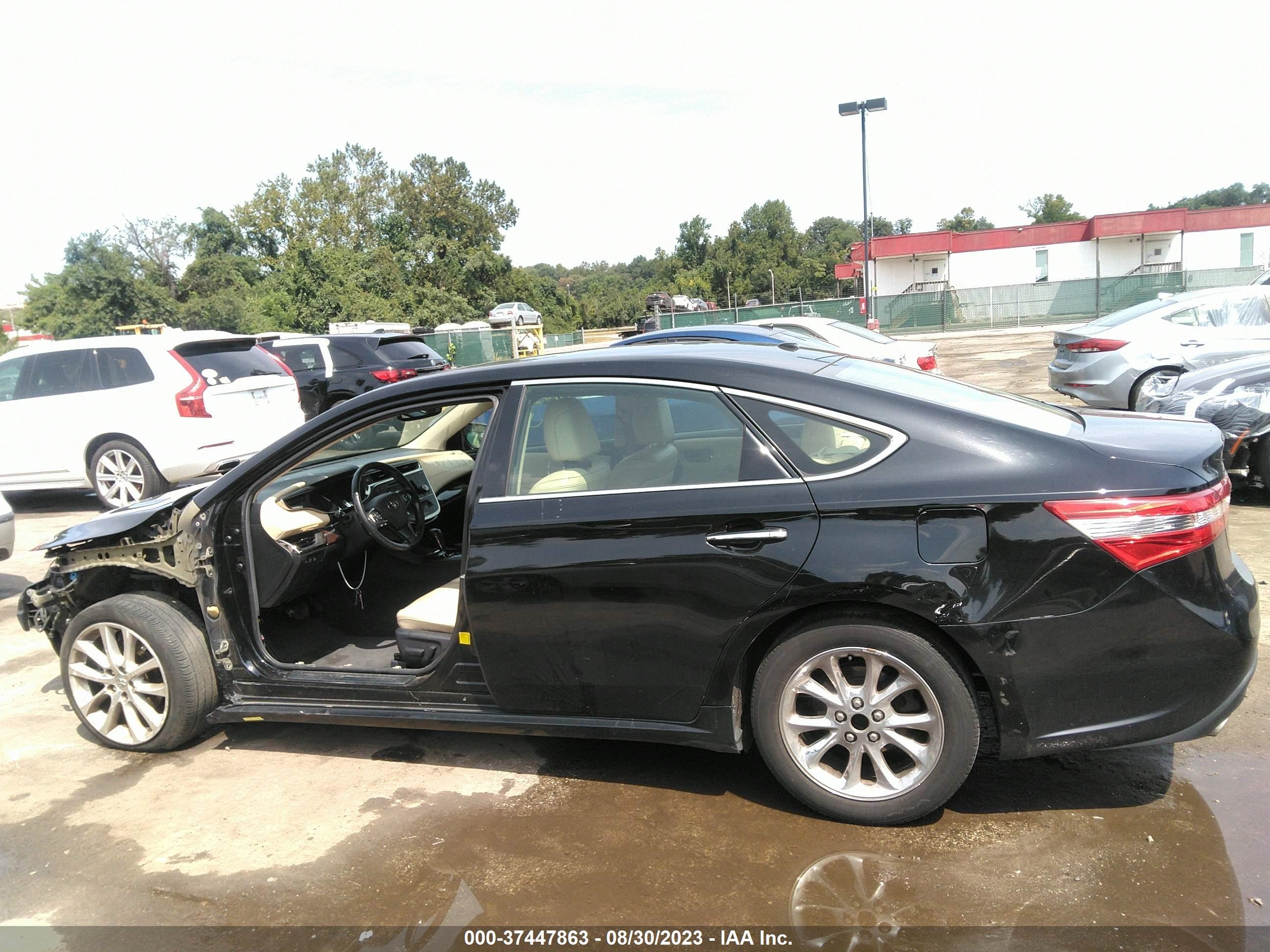 Photo 14 VIN: 4T1BK1EBXDU008989 - TOYOTA AVALON 