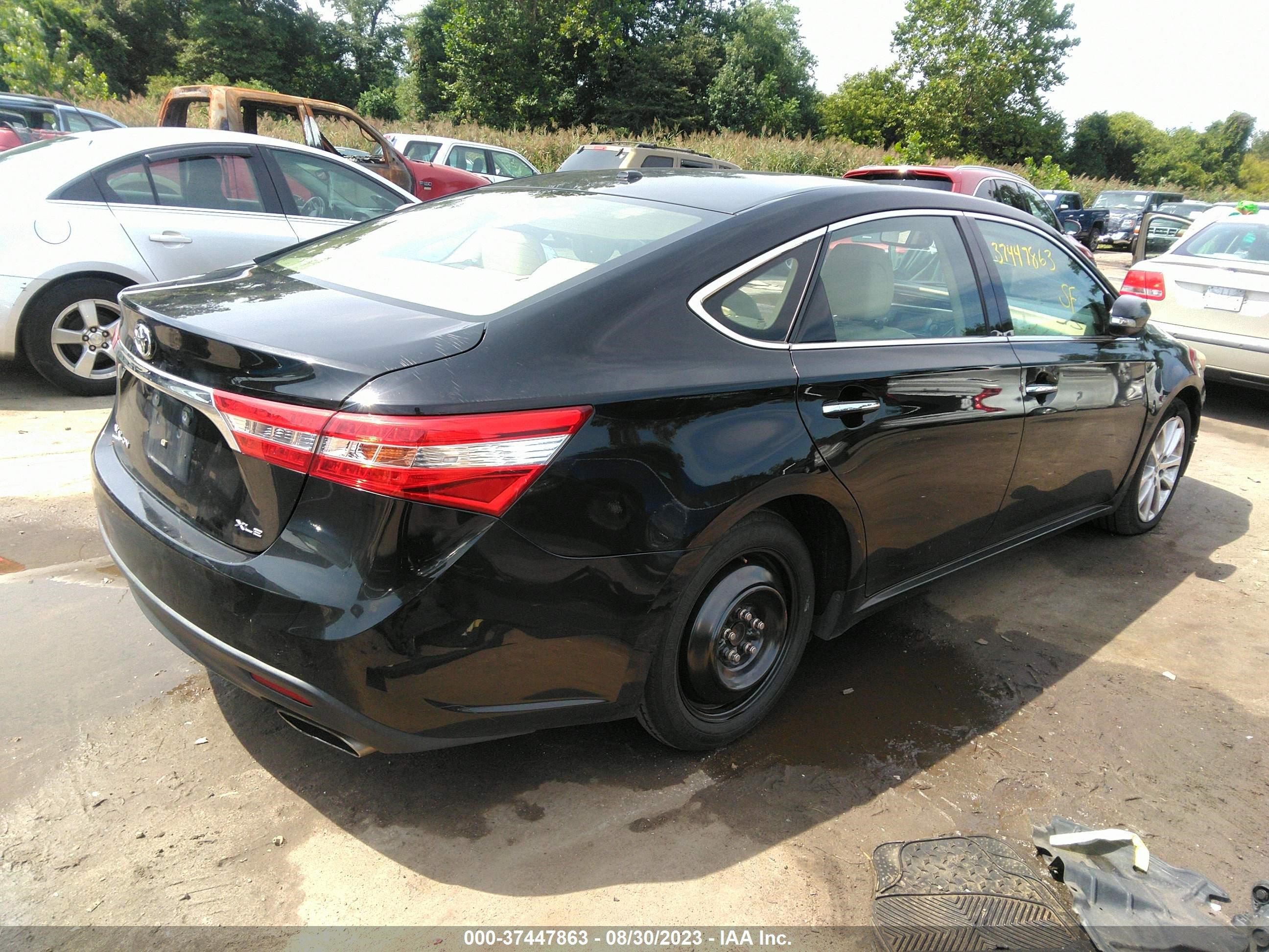 Photo 3 VIN: 4T1BK1EBXDU008989 - TOYOTA AVALON 