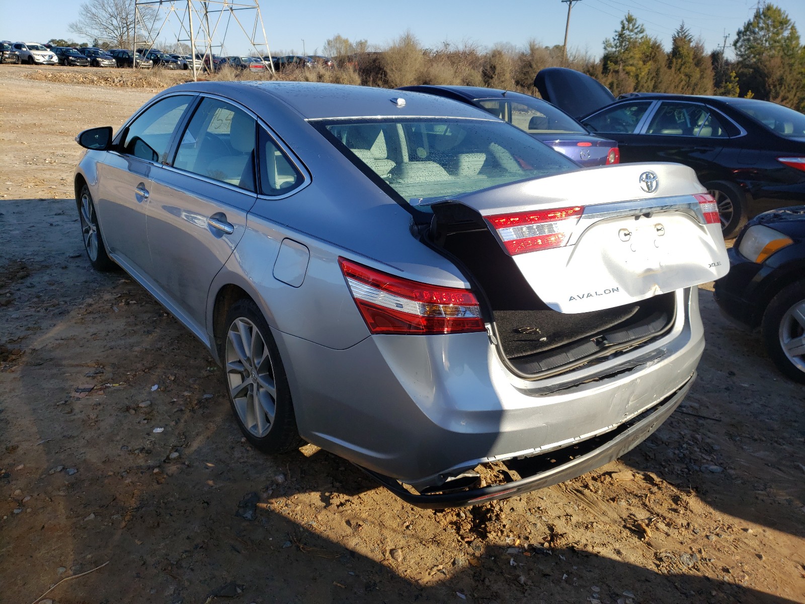 Photo 2 VIN: 4T1BK1EBXFU144607 - TOYOTA AVALON XLE 