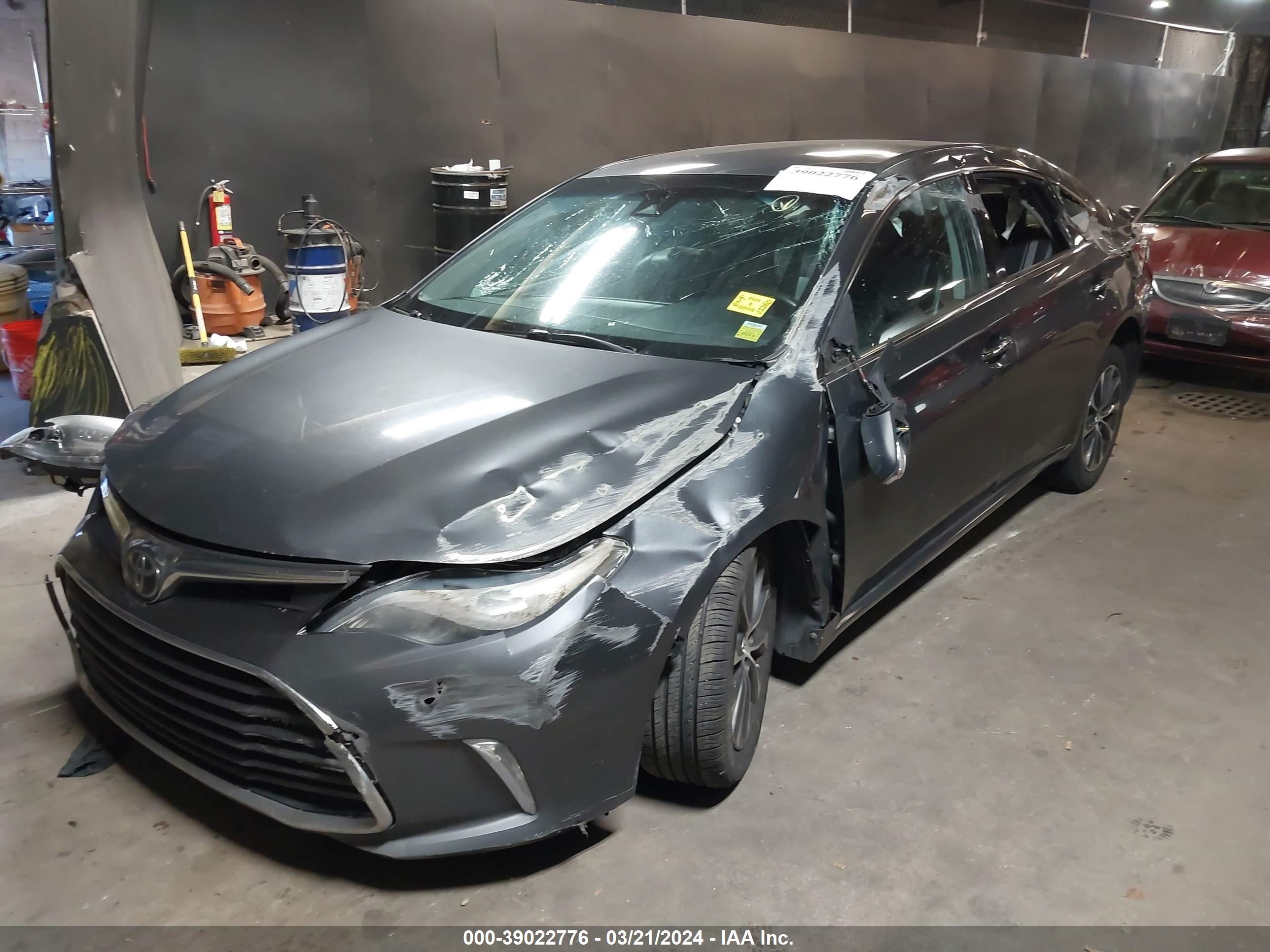 Photo 1 VIN: 4T1BK1EBXHU259324 - TOYOTA AVALON 